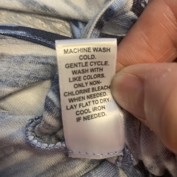 Cato blue and white designed sleeveless dress size xs keyhole back - Picture 7 of 8